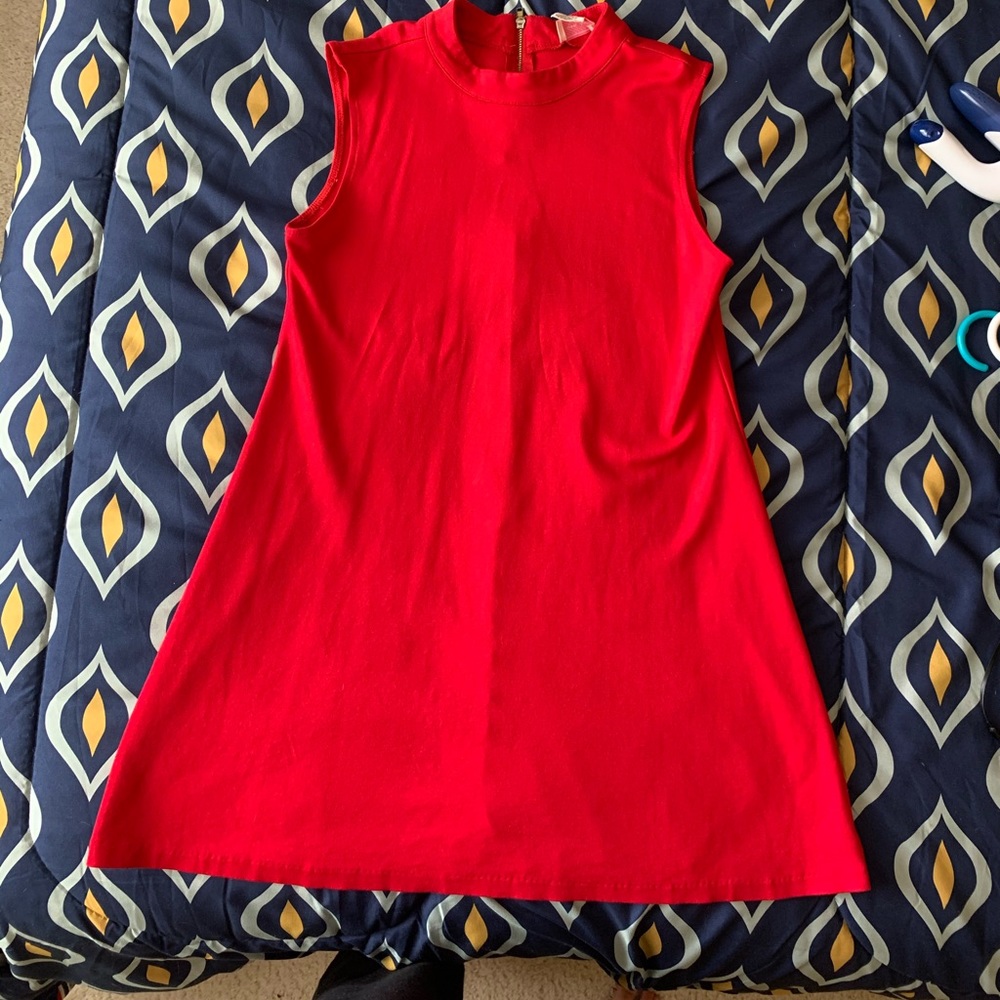 Red Sleeveless Dress